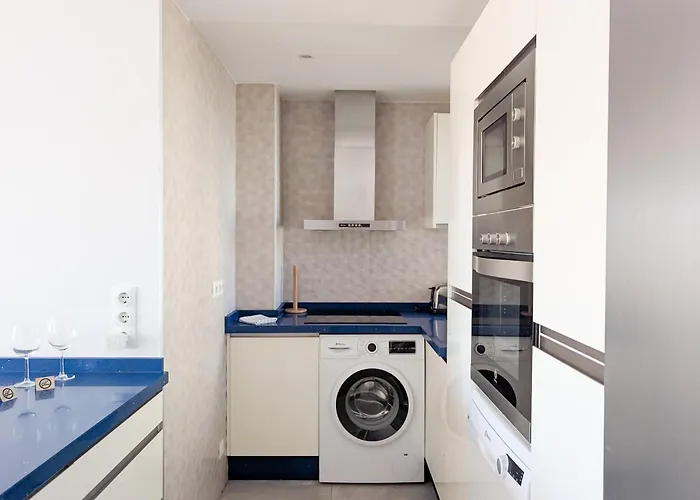 Amazingly Located 2 Bedroom In Boliches فوينخيرولا