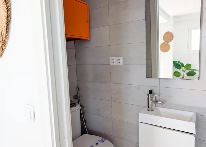 شقة Amazingly Located 2 Bedroom In Boliches